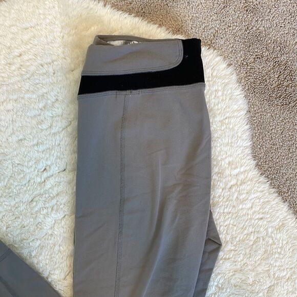 Lole Light Gray Leggings Size Small - Picture 2 of 12
